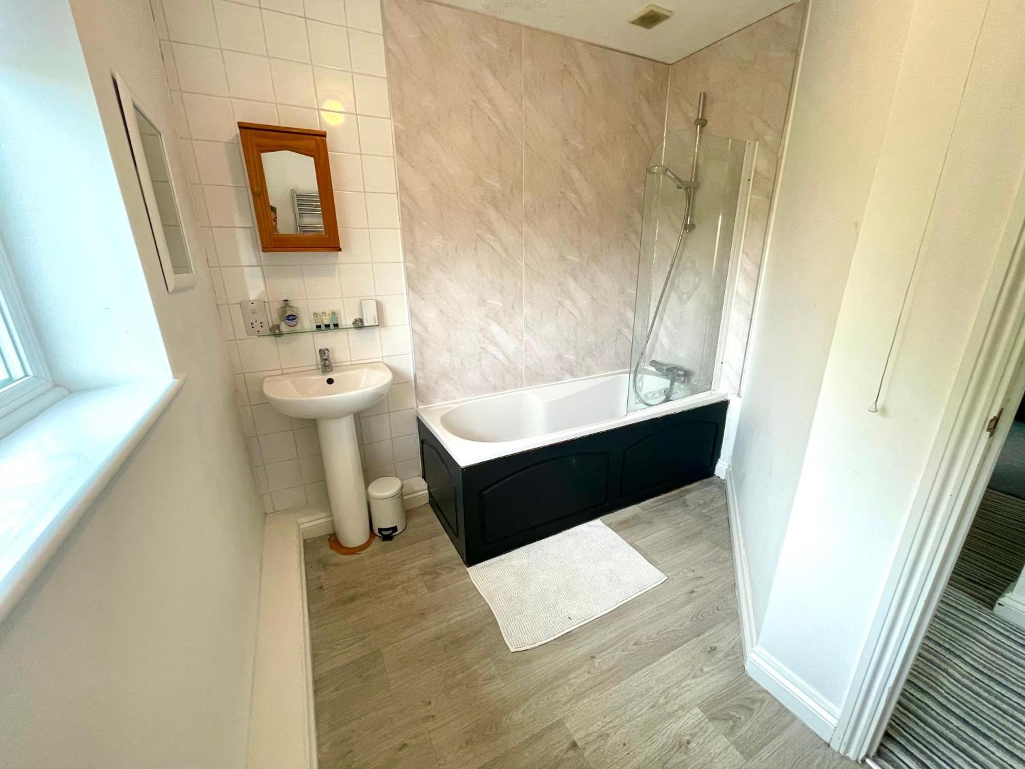 Large 5 Bed Detached House Near Stansted Airport With Parking For 2 Vehicles! Stansted Stays Stansted Mountfitchet Bagian luar foto